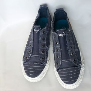 Blue Blowfish Malibu